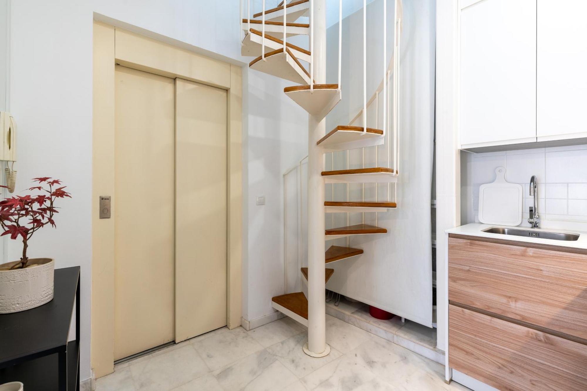 Duplex Con Terraza Junto A La Catedral Apartment Sevilla